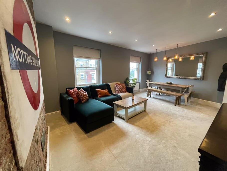 Upscale 3br Duplex Experience The Charm Of Westbourne Grove Appartamento *